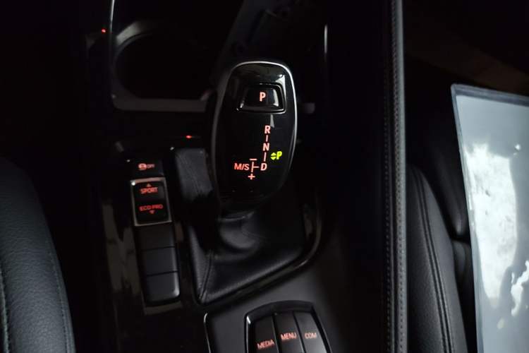 Used BMW X2 2019 sDrive20i M Sport Package China VI Emission Standard Gear Lever
