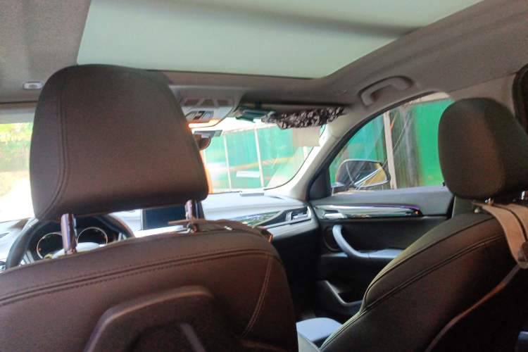 Used BMW X2 2019 sDrive20i M Sport Package China VI Emission Standard Headliner