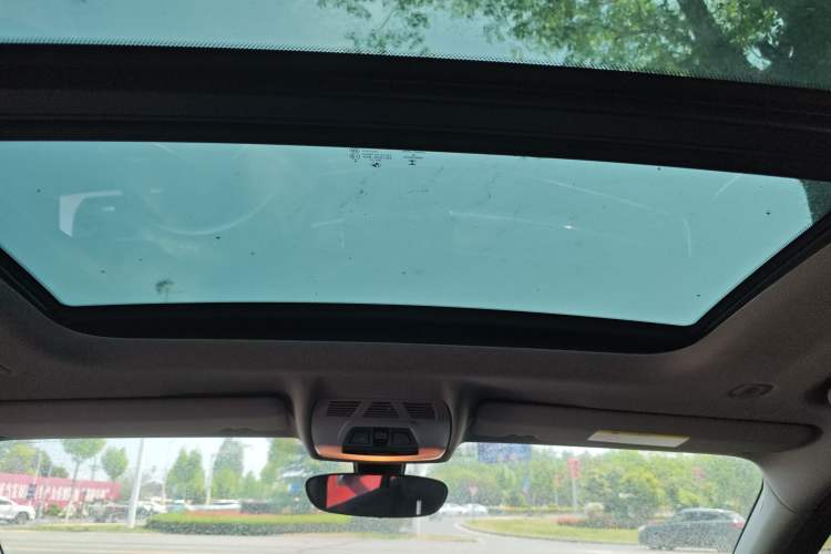Used BMW X2 2019 sDrive20i M Sport Package China VI Emission Standard Headliner
