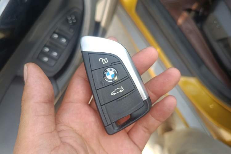 Used BMW X2 2019 sDrive20i M Sport Package China VI Emission Standard Interior 1