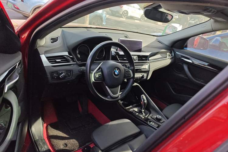 Used BMW X2 2019 sDrive20i M Sport Package China VI Emission Standard Interior 3