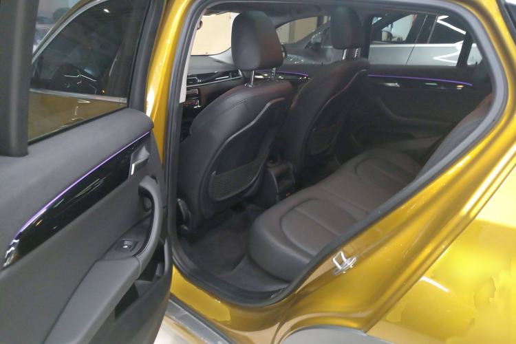 Used BMW X2 2019 sDrive20i M Sport Package China VI Emission Standard Interior 4
