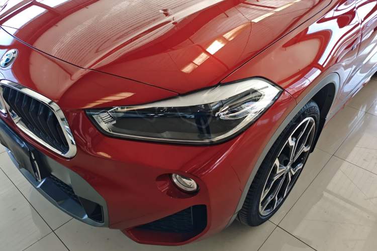 Used BMW X2 2019 sDrive25i Luxury Model with M Off-Road Package China VI Emission Standard Left Front Headlight