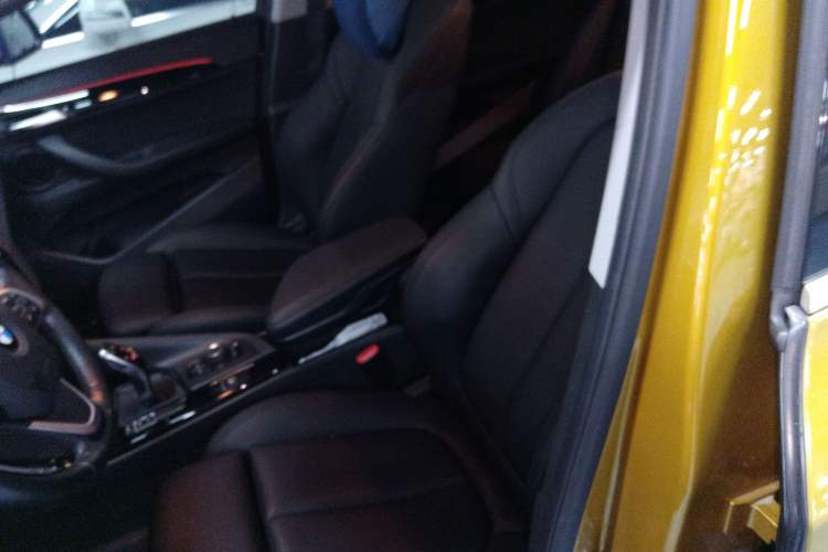 Used BMW X2 2019 sDrive20i M Sport Package China VI Emission Standard Left Front Seat