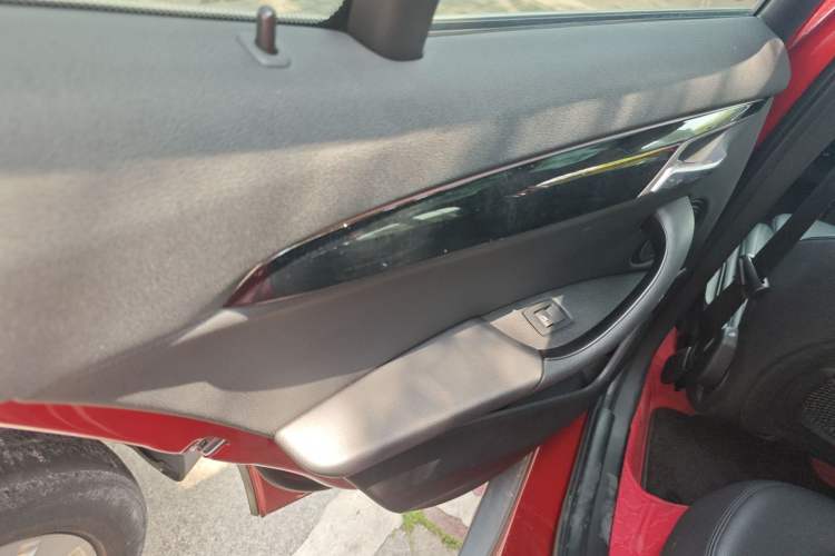 Used BMW X2 2019 sDrive20i M Sport Package China VI Emission Standard Left Rear Door Interior