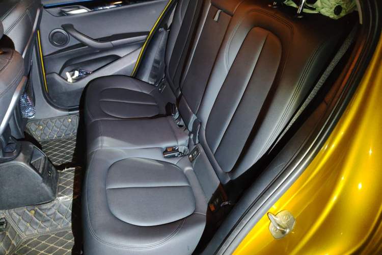 Used BMW X2 2019 sDrive20i M Sport Package China VI Emission Standard Left Rear Seat