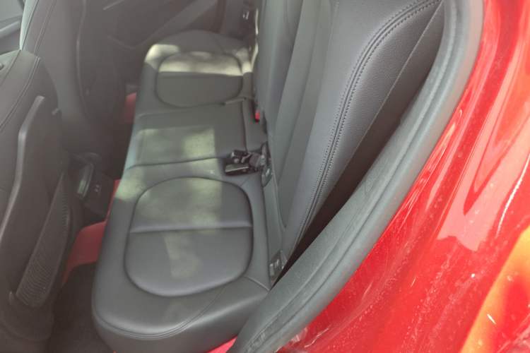 Used BMW X2 2019 sDrive20i M Sport Package China VI Emission Standard Left Rear Seat
