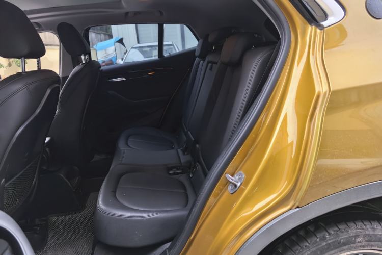 Used BMW X2 2019 sDrive20i M Sport Package China VI Emission Standard Left Rear Seat
