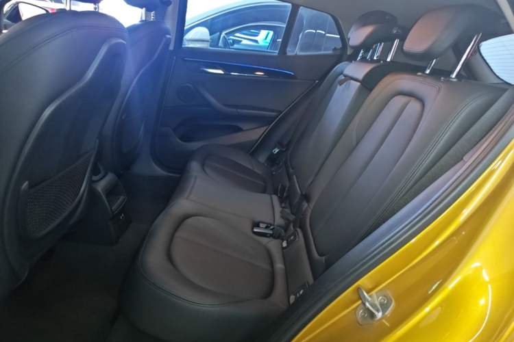 Used BMW X2 2019 sDrive20i M Sport Package China VI Emission Standard Left Rear Seat