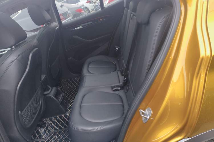 Used BMW X2 2019 sDrive20i M Sport Package China VI Emission Standard Left Rear Seat
