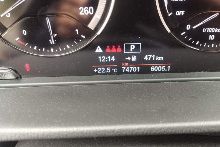 Used BMW X2 2019 sDrive20i M Sport Package China VI Emission Standard Odometer Close Up