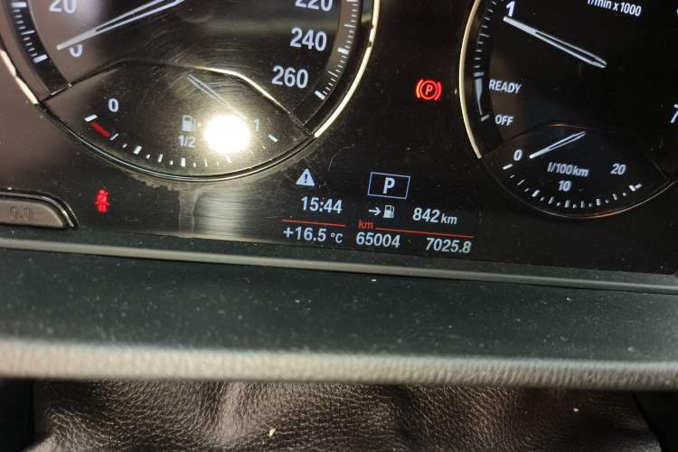 Used BMW X2 2019 sDrive20i M Sport Package China VI Emission Standard Odometer Close Up