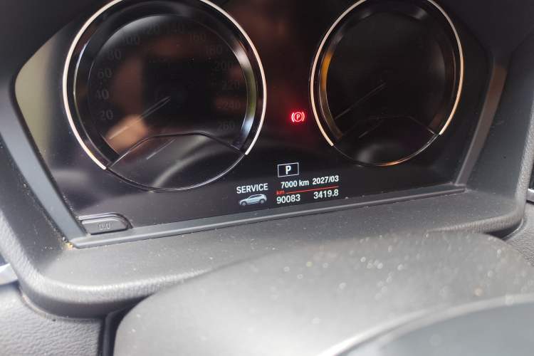 Used BMW X2 2019 sDrive20i M Sport Package China VI Emission Standard Odometer Close Up