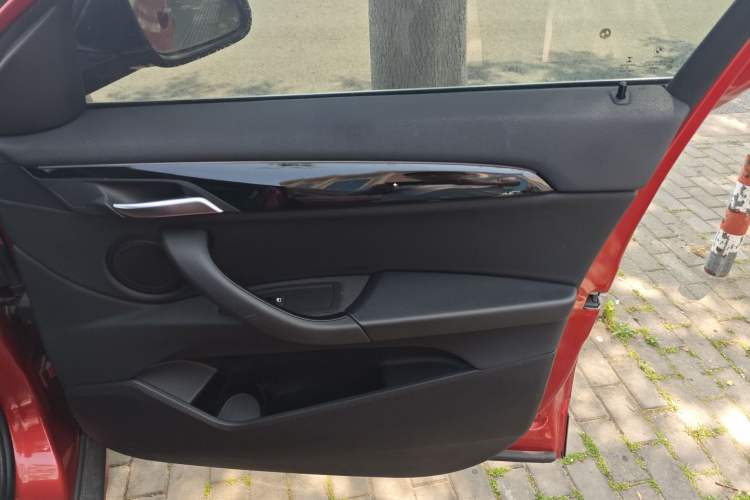 Used BMW X2 2019 sDrive20i M Sport Package China VI Emission Standard Right Front Door Interior