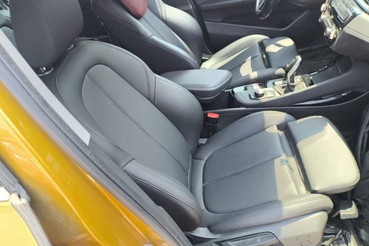 Used BMW X2 2019 sDrive20i M Sport Package China VI Emission Standard Right Front Seat