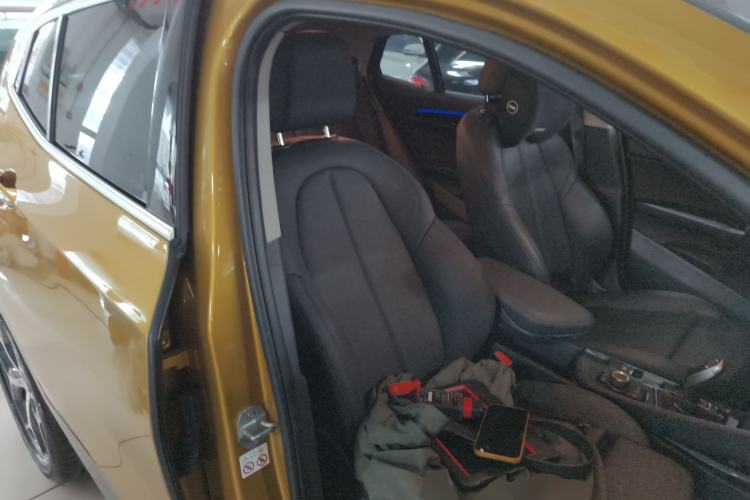 Used BMW X2 2019 sDrive20i M Sport Package China VI Emission Standard Right Front Seat