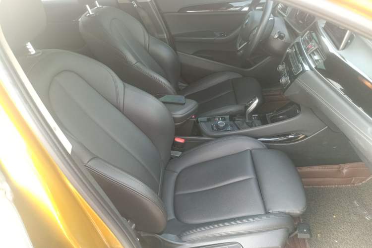 Used BMW X2 2019 sDrive20i M Sport Package China VI Emission Standard Right Front Seat