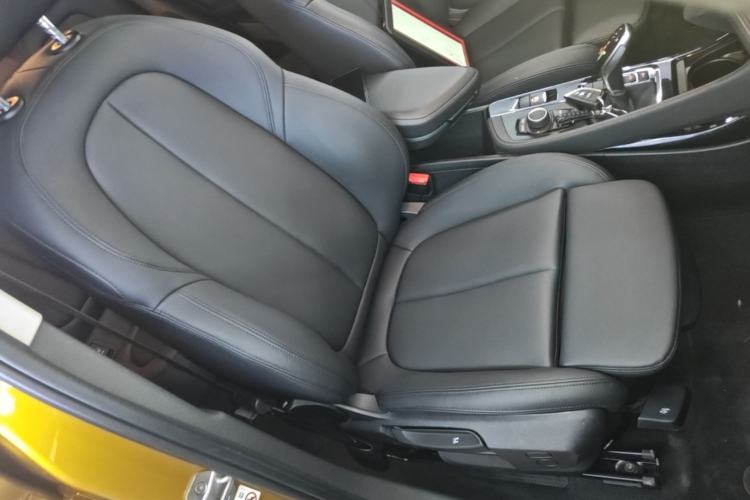 Used BMW X2 2019 sDrive20i M Sport Package China VI Emission Standard Right Front Seat