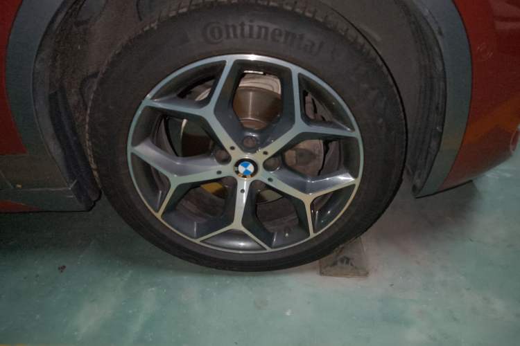 Used BMW X2 2019 sDrive20i M Sport Package China VI Emission Standard Right Front Wheel Hub