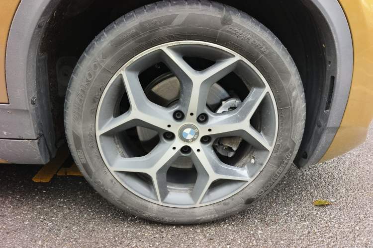 Used BMW X2 2019 sDrive20i M Sport Package China VI Emission Standard Right Front Wheel Hub
