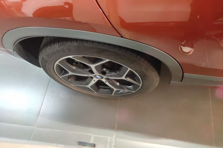 Used BMW X2 2019 sDrive20i M Sport Package China VI Emission Standard Right Rear Wheel Hub
