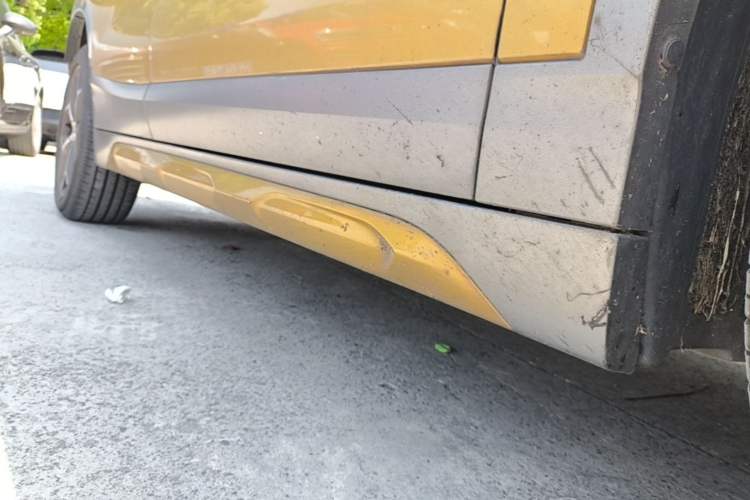 Used BMW X2 2019 sDrive20i M Sport Package China VI Emission Standard Right Side Sill