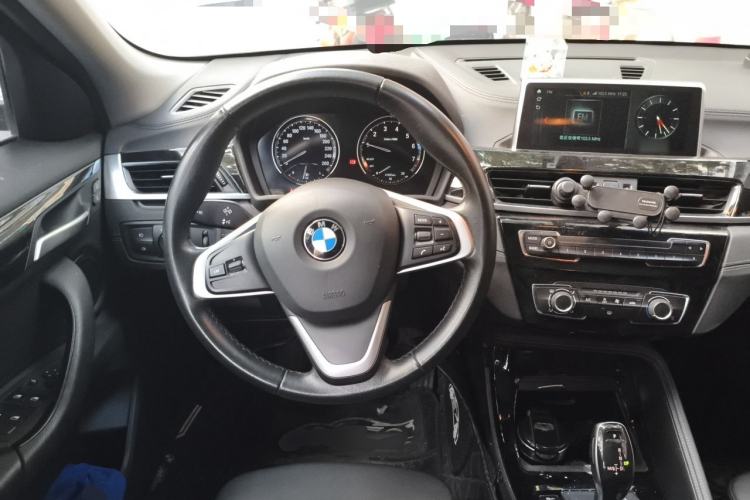 Used BMW X2 2019 sDrive20i M Sport Package China VI Emission Standard Steering Wheel