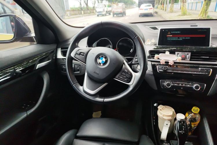 Used BMW X2 2019 sDrive20i M Sport Package China VI Emission Standard Steering Wheel