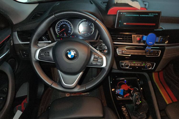 Used BMW X2 2019 sDrive20i M Sport Package China VI Emission Standard Steering Wheel