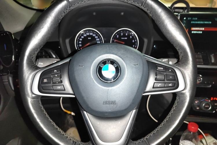 Used BMW X2 2019 sDrive25i Leading Edition M Sport Package China VI Steering Wheel