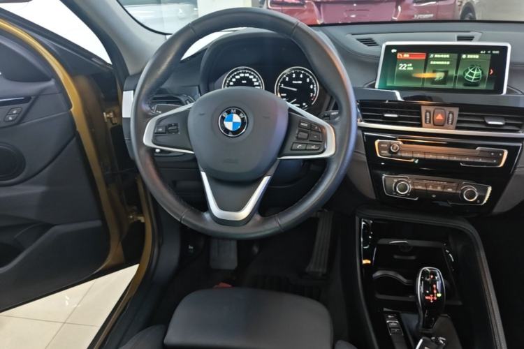Used BMW X2 2019 sDrive20i M Sport Package China VI Emission Standard Steering Wheel