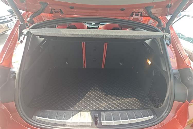 Used BMW X2 2019 sDrive20i M Sport Package China VI Emission Standard Trunk