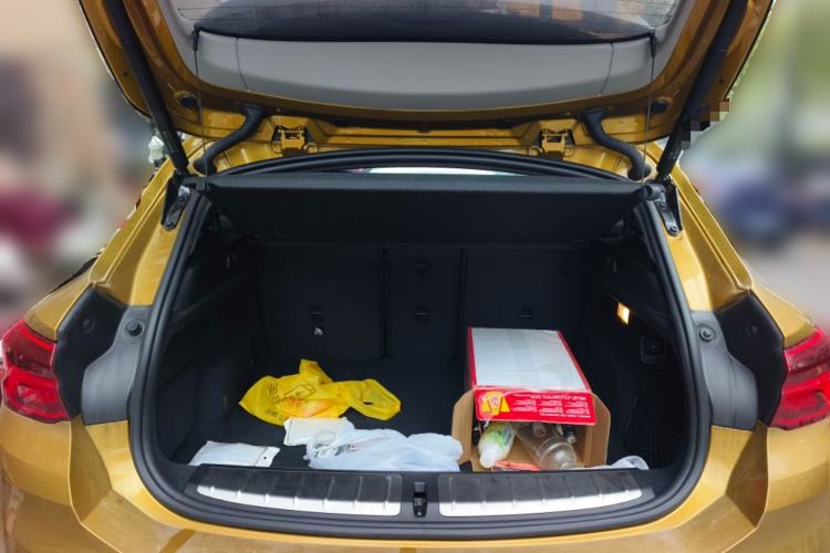 Used BMW X2 2019 sDrive20i M Sport Package China VI Emission Standard Trunk