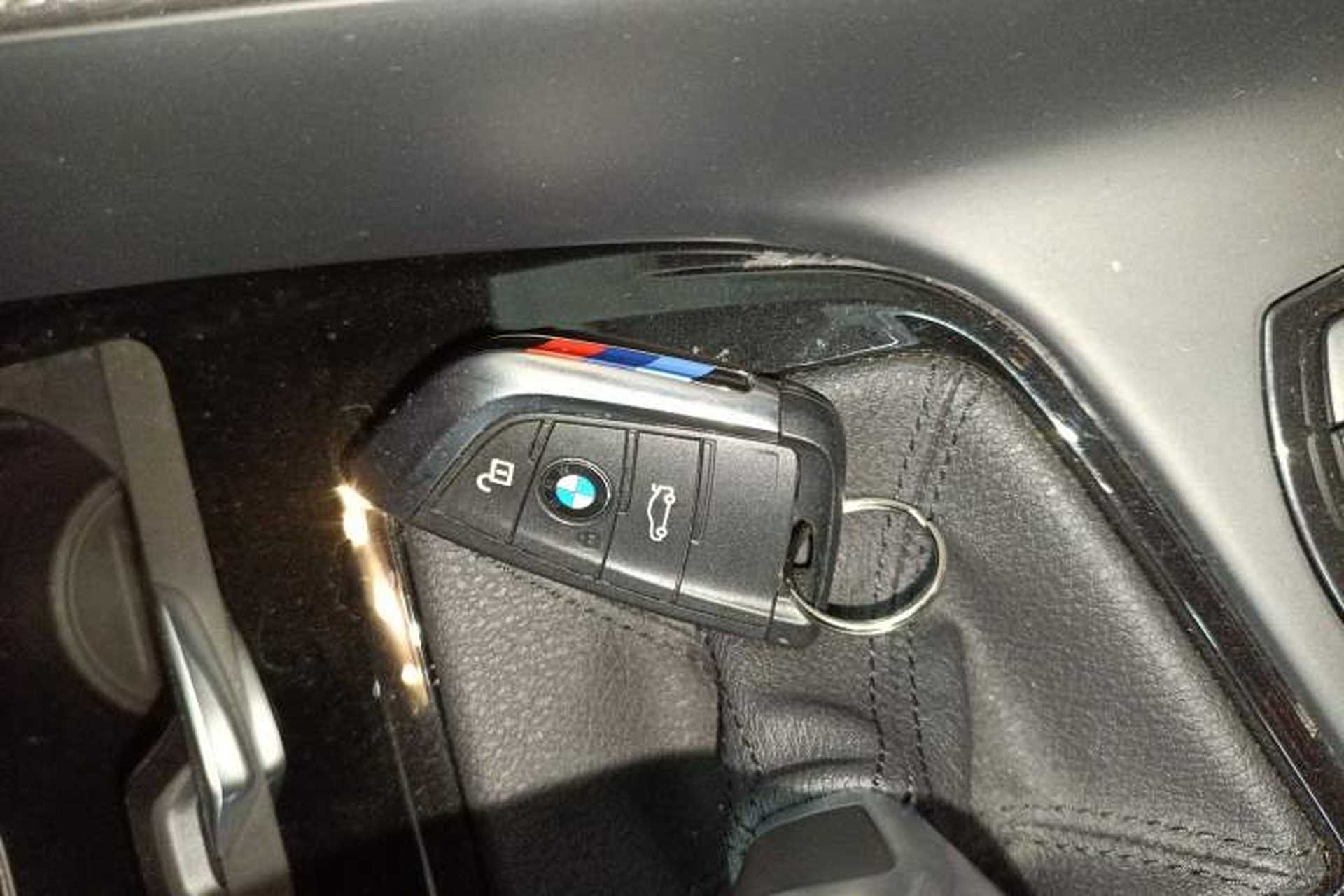 Used BMW X2 2019 sDrive25i Luxury Model with M Off-Road Package China VI Emission Standard Vehicle Key