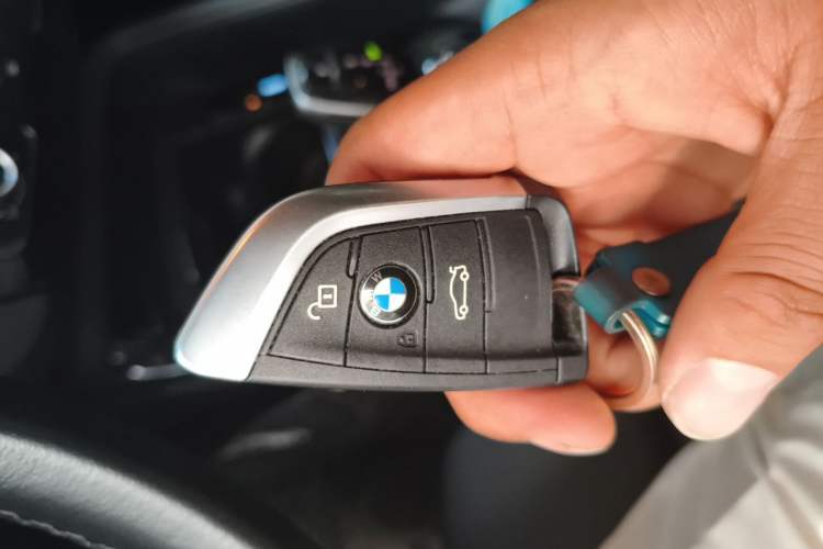 Used BMW X2 2019 sDrive20i M Sport Package China VI Emission Standard Vehicle Key