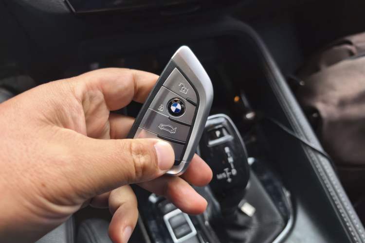 Used BMW X2 2019 sDrive20i M Sport Package China VI Emission Standard Vehicle Key