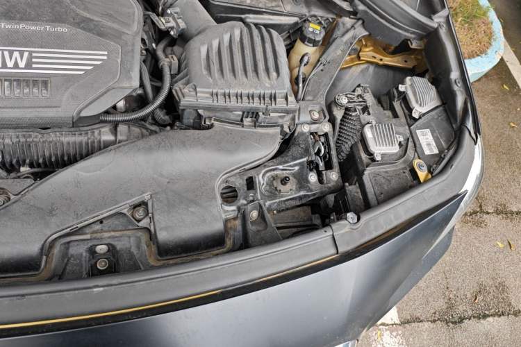 Used BMW X2 2020 sDrive25i Leading Model M Sport Package Engine Bay Left