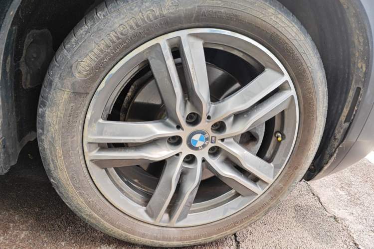 Used BMW X2 2020 sDrive25i Leading Model M Sport Package Right Front Wheel Hub