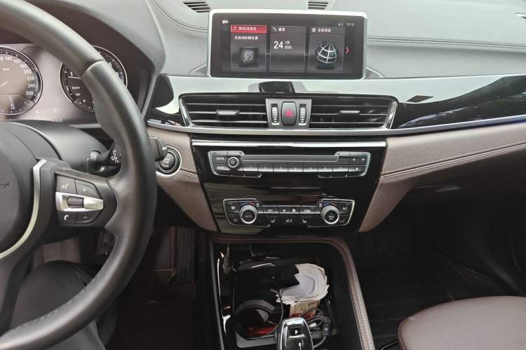 Used BMW X2 2020 sDrive25i Leading Model M Sport Package Audio And AC Panel