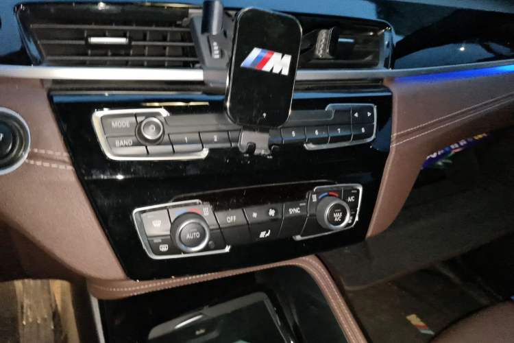Used BMW X2 2020 sDrive25i Leading Model M Sport Package Audio And AC Panel