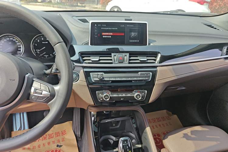 Used BMW X2 2020 sDrive25i Leading Model M Sport Package Audio And AC Panel