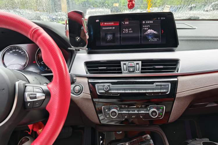 Used BMW X2 2020 sDrive25i Luxury Model with M Sport Package Audio And AC Panel