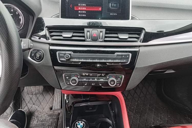 Used BMW X2 2020 sDrive20i M Sport Package Audio And AC Panel