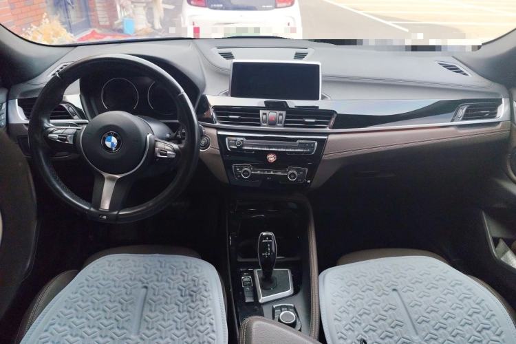 Used BMW X2 2020 sDrive25i Leading Model M Sport Package Center Console