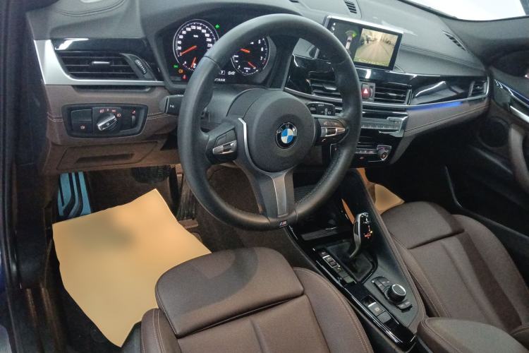 Used BMW X2 2020 sDrive25i Leading Model M Sport Package Center Console