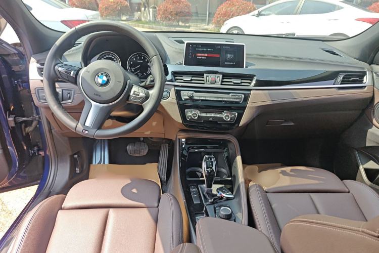 Used BMW X2 2020 sDrive25i Leading Model M Sport Package Center Console