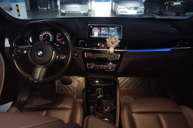 Used BMW X2 2020 sDrive25i Leading Model M Sport Package Center Console