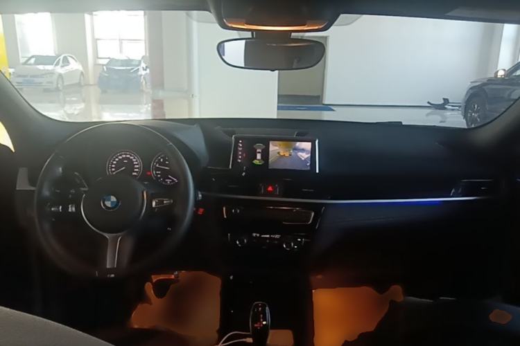 Used BMW X2 2020 sDrive25i Leading Model M Sport Package Center Console