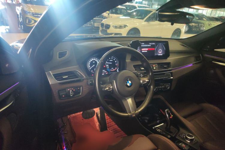 Used BMW X2 2020 xDrive25i M Sport Package Center Console