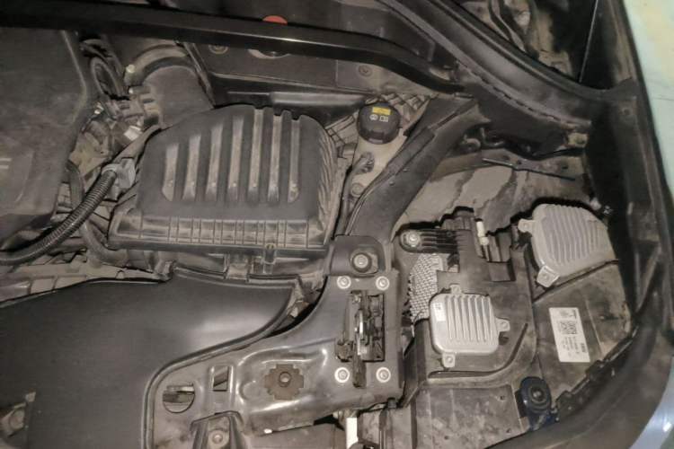 Used BMW X2 2020 sDrive20i M Sport Package Engine Bay Left